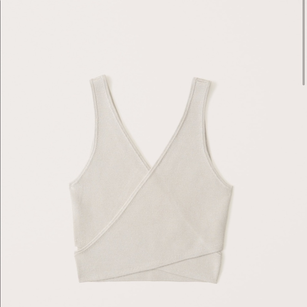 ISO A&F Crossover Wrap Top